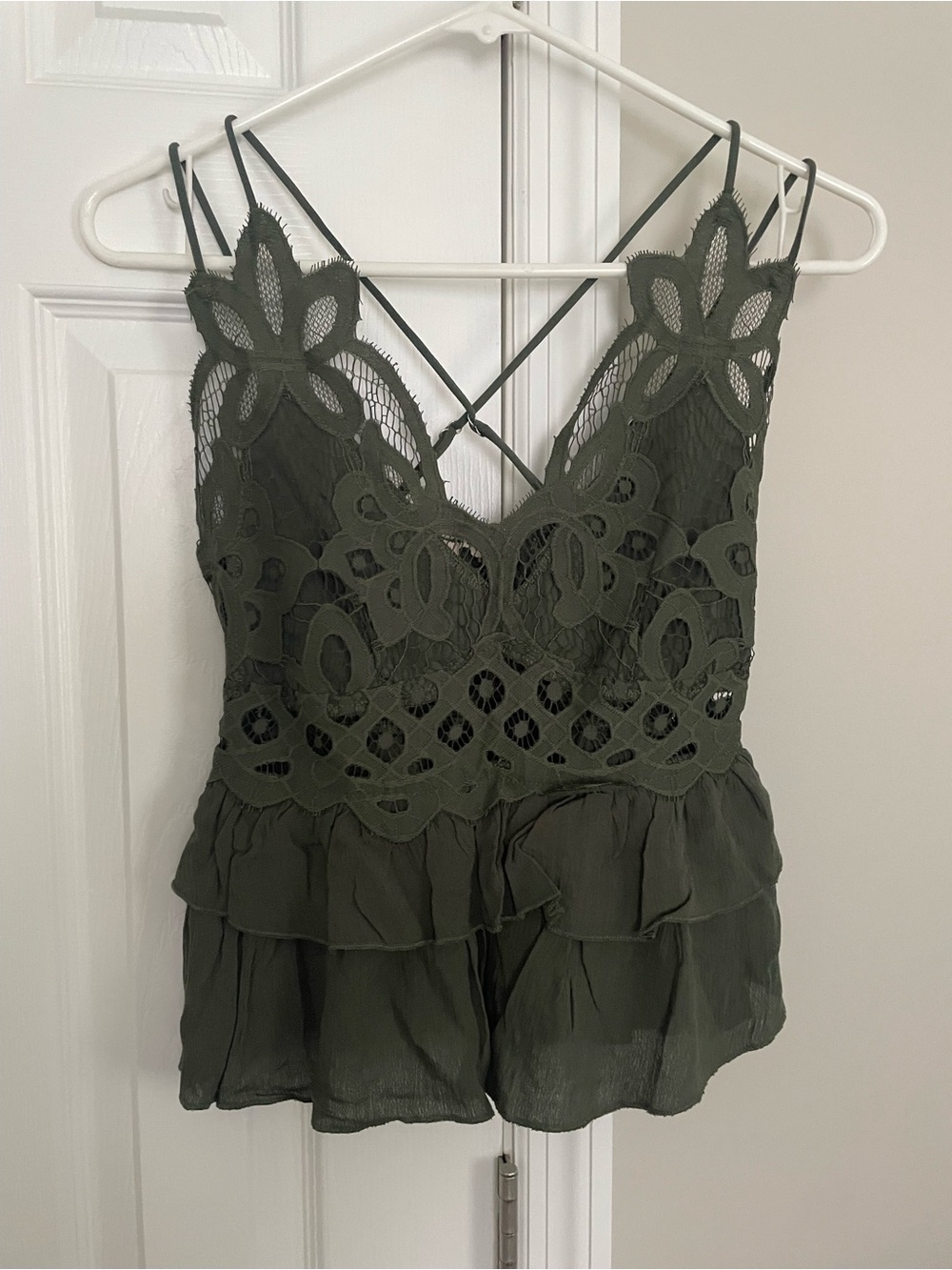 Francesca's Collections Olive Green Lace Appliqué Ruffle Camisole